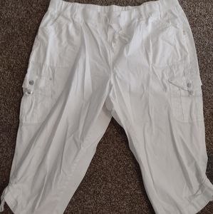 Cato cargo capris white 22W 24W